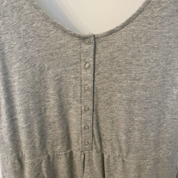 GAP Sleeveless Romper - Picture 4 of 8